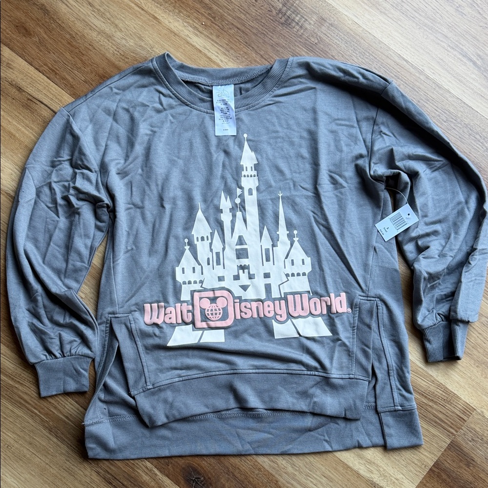 NWT Women’s Disney Sweater with Cinderella Castle in Gray and Pink size small
